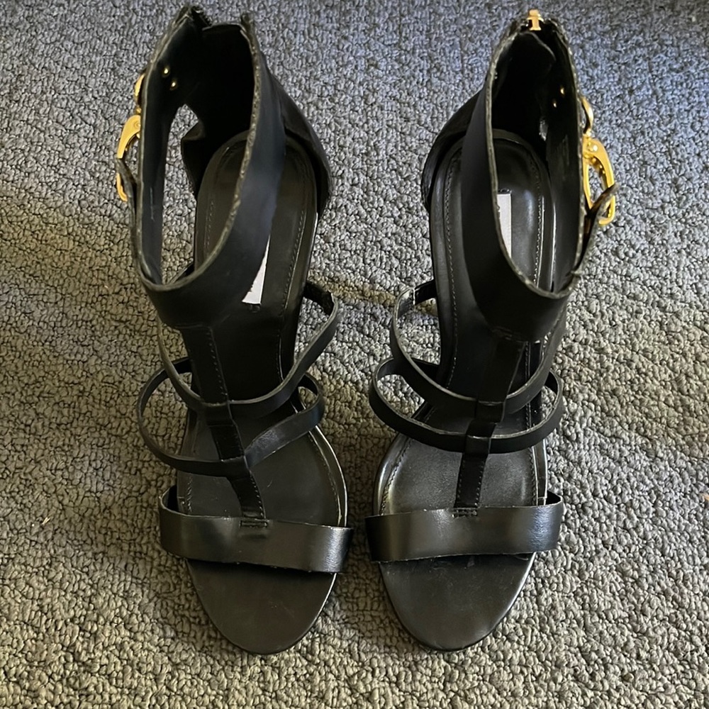 Steven madden black heels